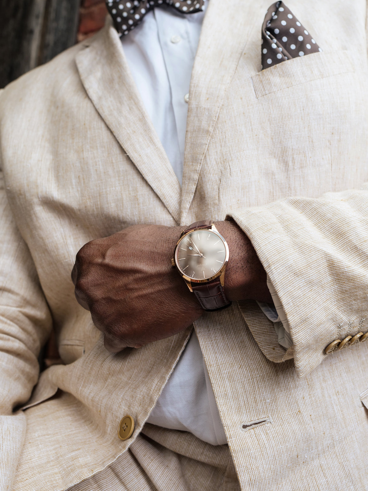 How to Style a Unisex Watch for Any Occasion